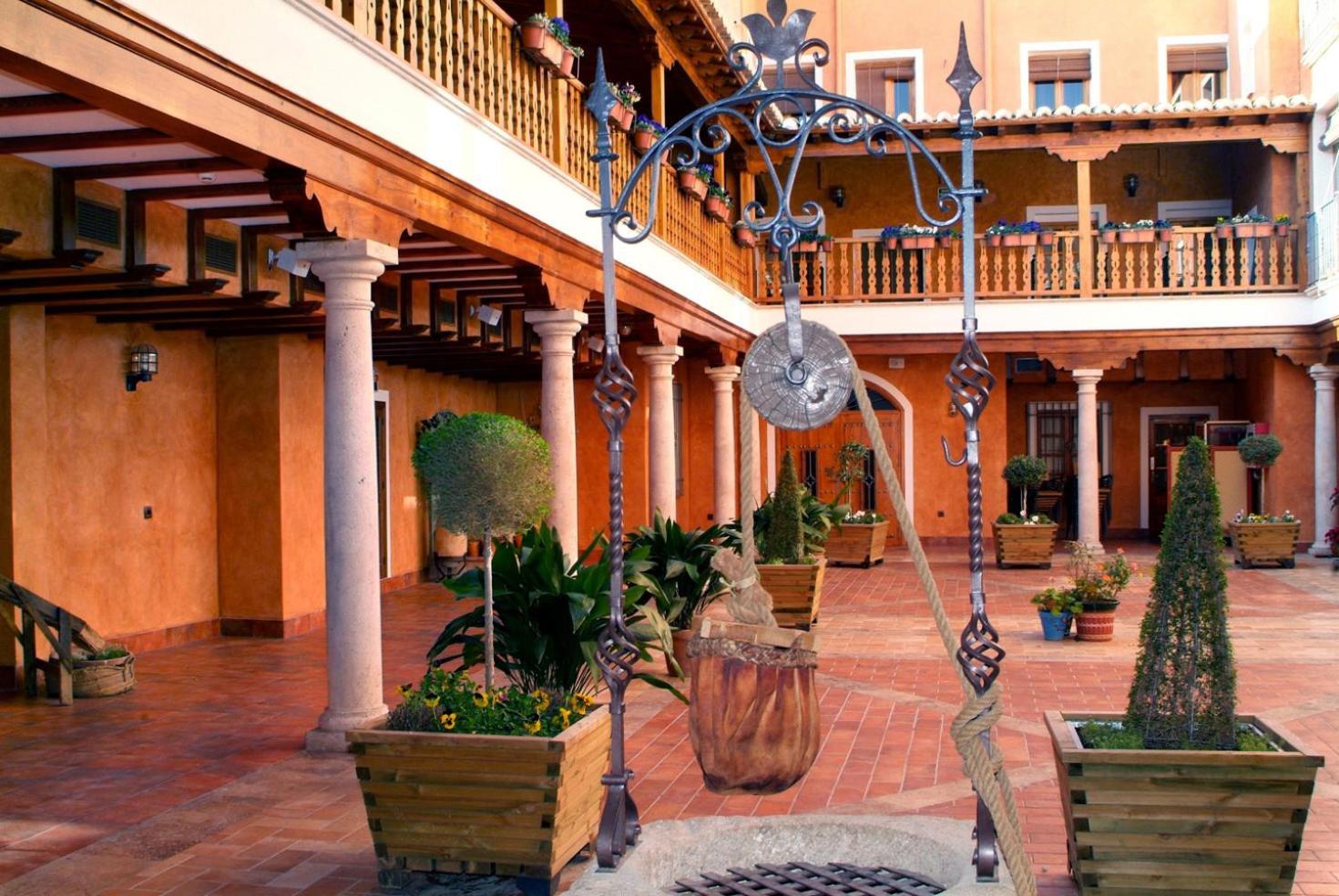 Hotel Menano Мансанарес Экстерьер фото